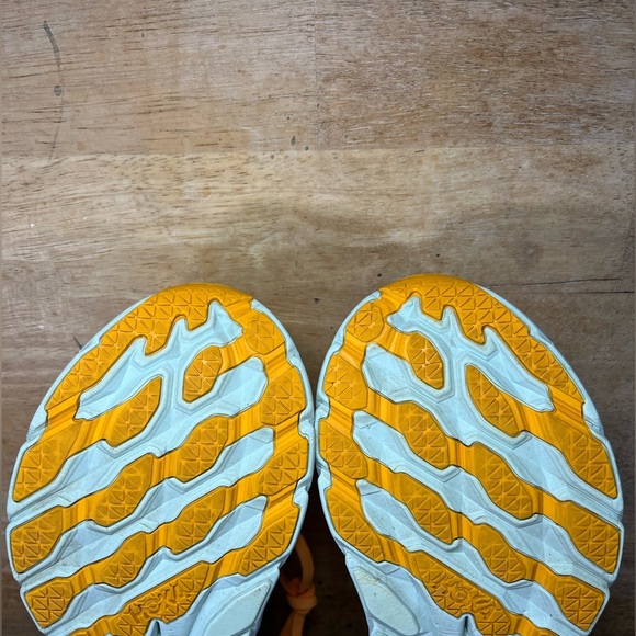 Hoka One One Clifton 8 Womens Size 7.5 Running Shoes Sneakers White Purple - Picture 10 of 12